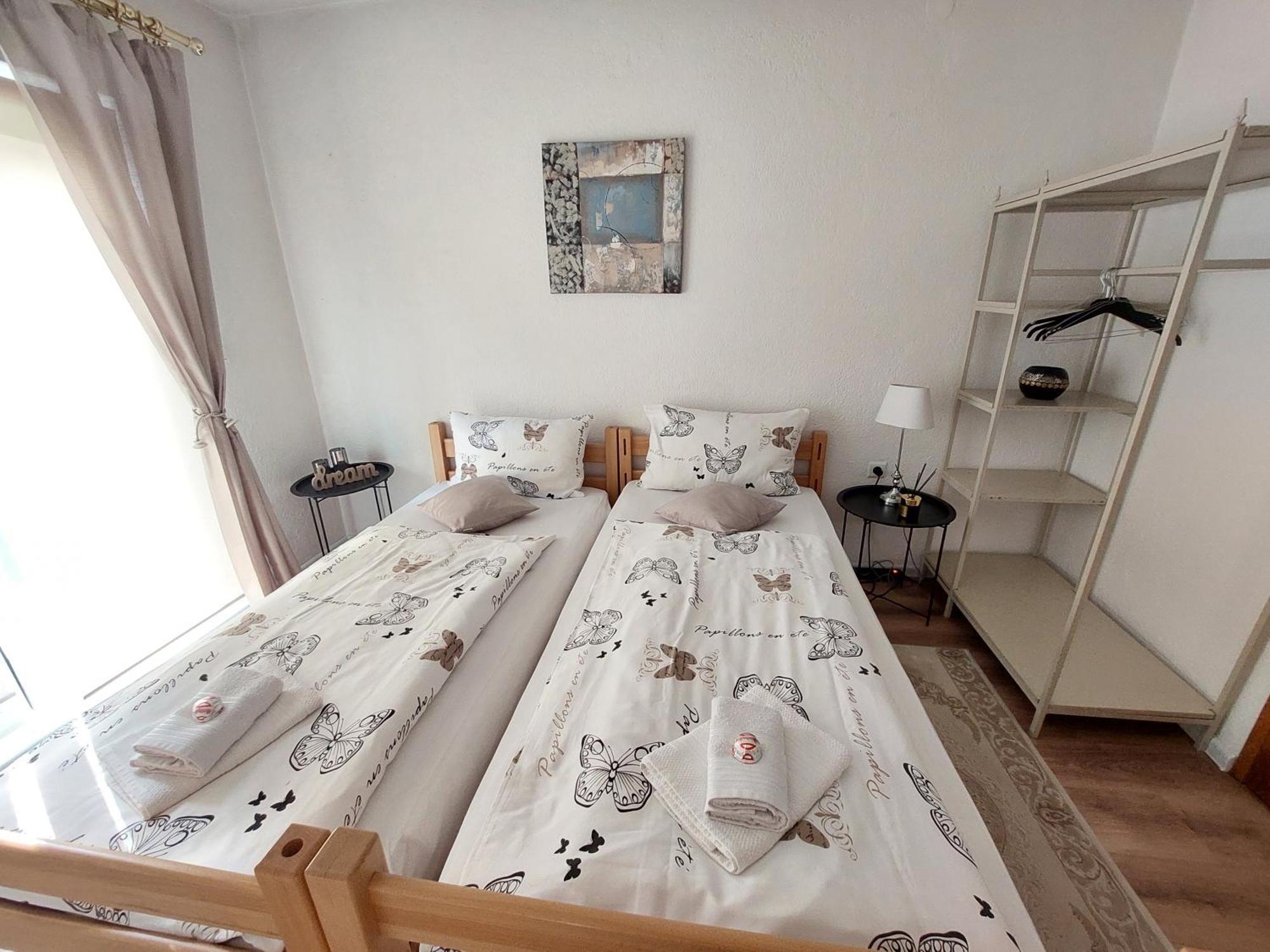 Mb Deluxe Apartment Високо Экстерьер фото